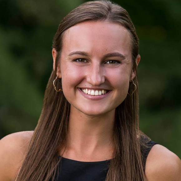 Meet your Posher, Julia - Picture 1 of 1